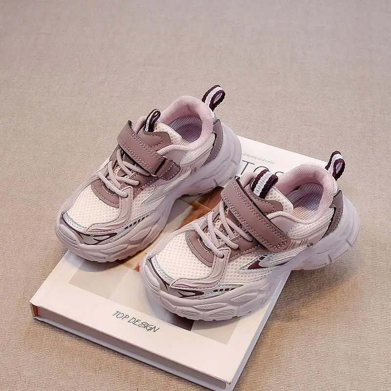 

Kawaii повседневная обувь, модная детская обувь для девочек и мальчиков, весна 2024, новые нескользящие кроссовки на мягкой подошве, модные модные кроссовки для скейтбординга