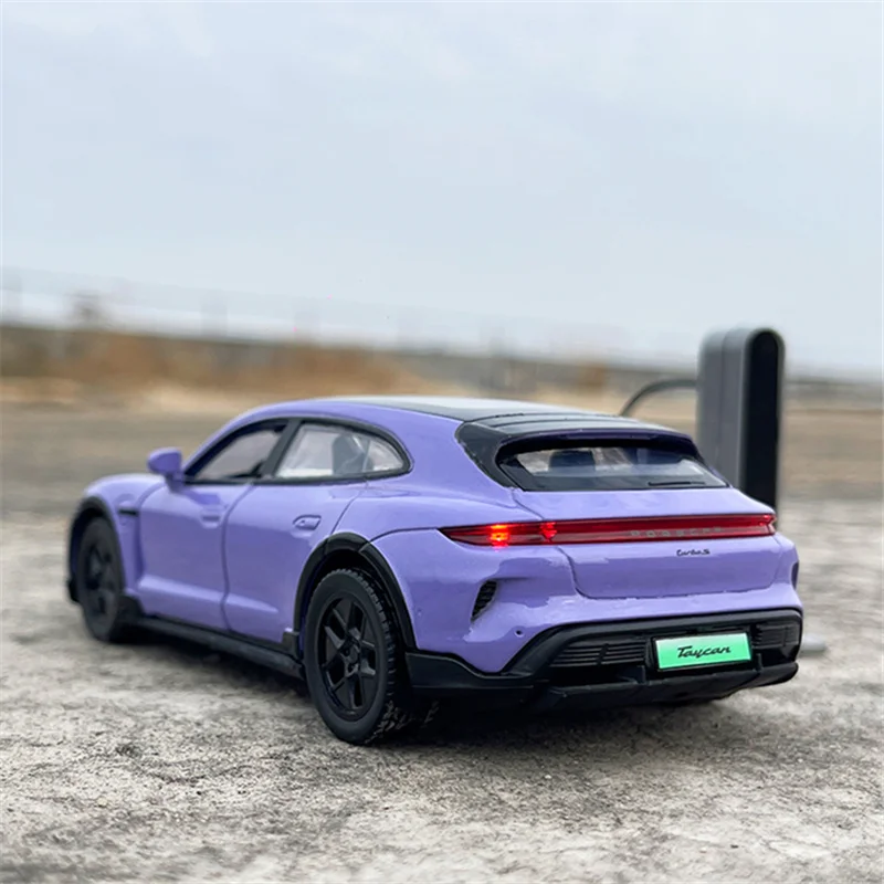 

1/36 Porsche Taycan Turbo S Coupe, модель спортивного автомобиля из сплава, литая под давлением металлическая модель автомобиля новой энергии, звук и свет, подарки для детей