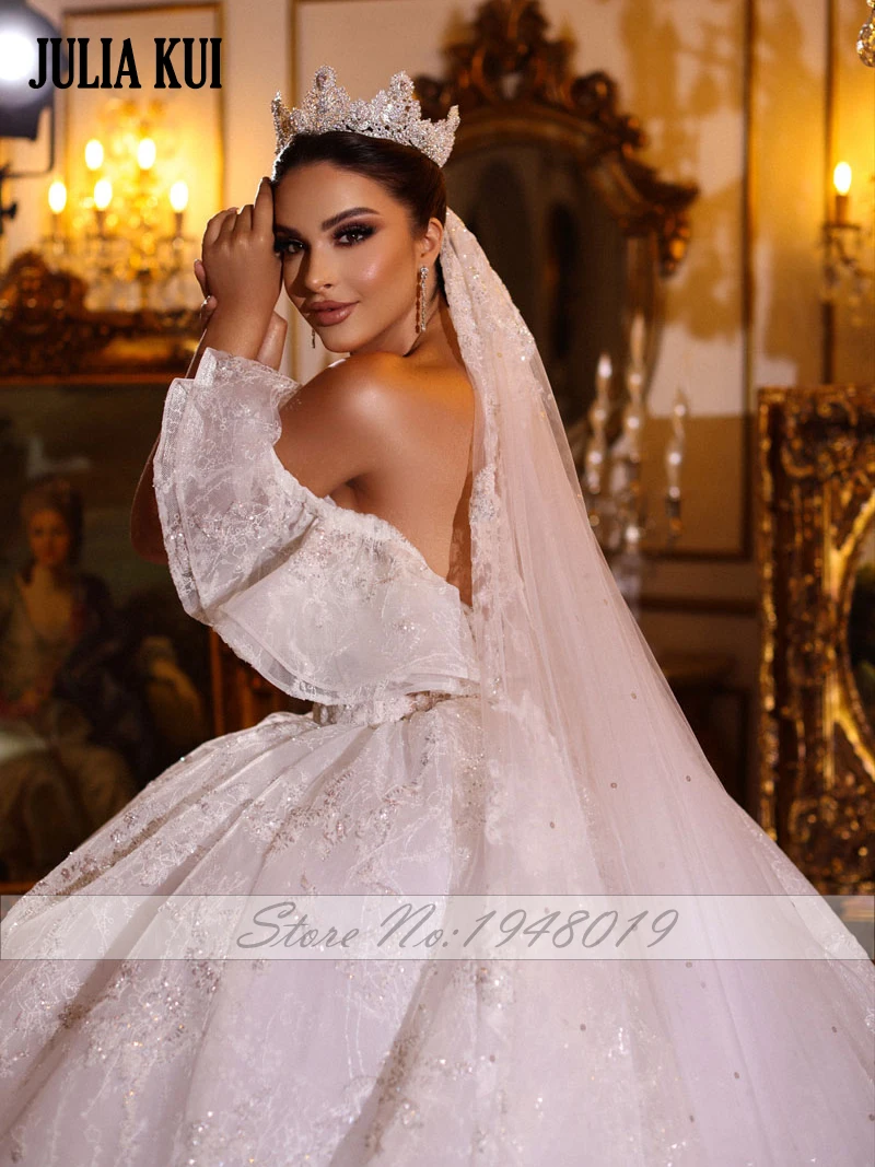 Julia Kui Abiti da sposa con scollo a cuore di lusso su misura Abiti da sposa con spalle scoperte Perline Gonne da sposa in pizzo ricamato