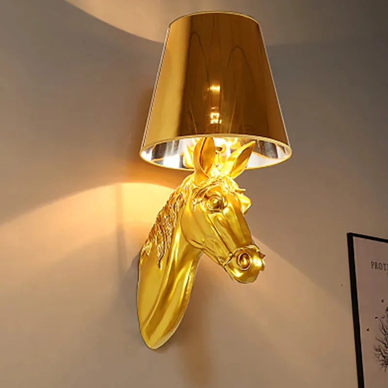 

Retro Resin Horse Wall Lamp Staircase Living Room Bedroom Exhibition Light Aisle Corridor Hotel Wall Sconce Light E27