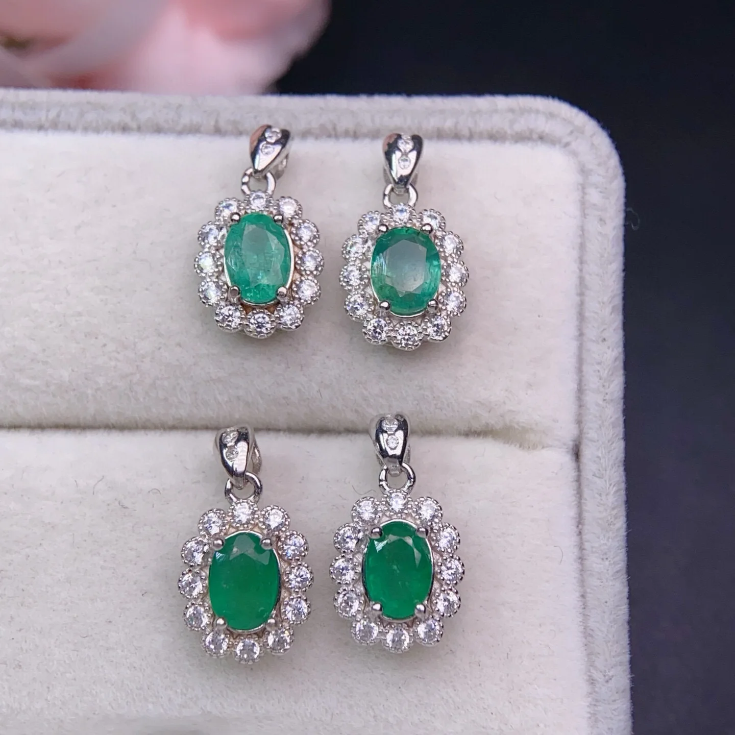 

Серебряный кулон S925 с колумбийским изумрудом, элегантный акцент 5x7 мм, серебряная цепочка для повседневной роскоши и подарка