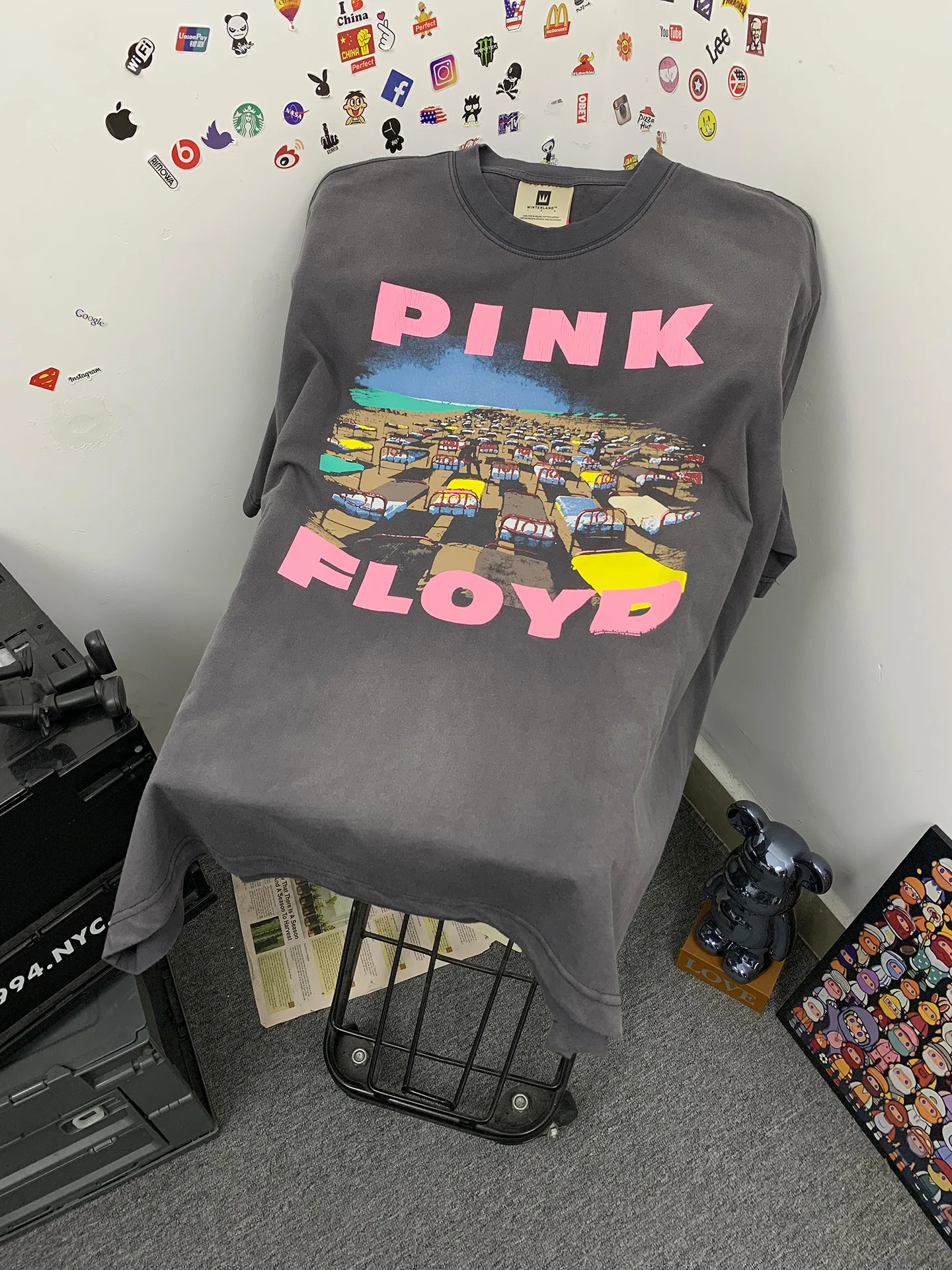 

Retro Washed American Casual Pink Rock Band Album Cover Print Loose Short Sleeve T-Shirt Men's Breathable Cotton round Neck