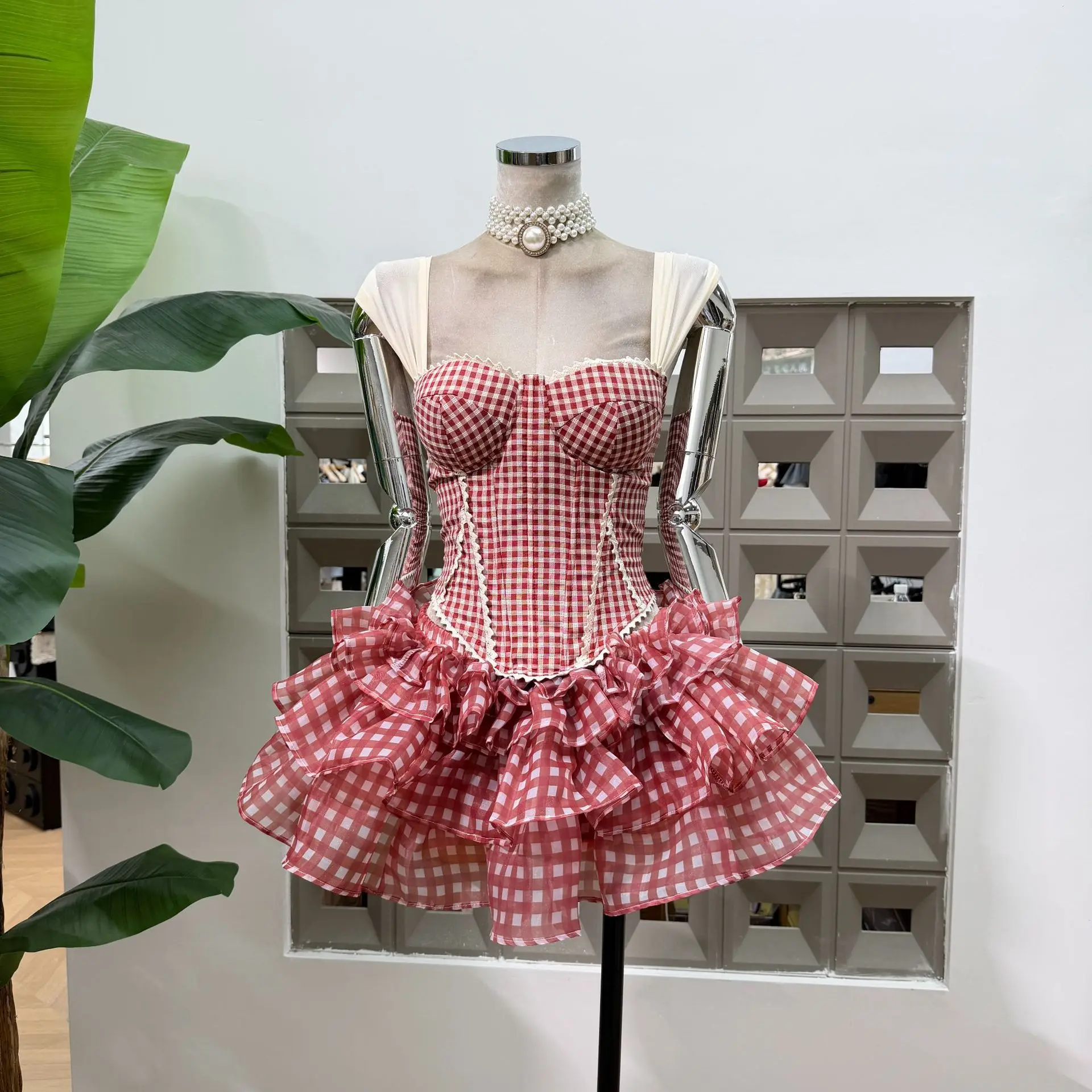 

Sexy Plaid Ruffles Corset Top Mini Skirt Sets Square Collar Lace-Up 2-Piece Women's Summer Outfit for Designer Party Clubwear