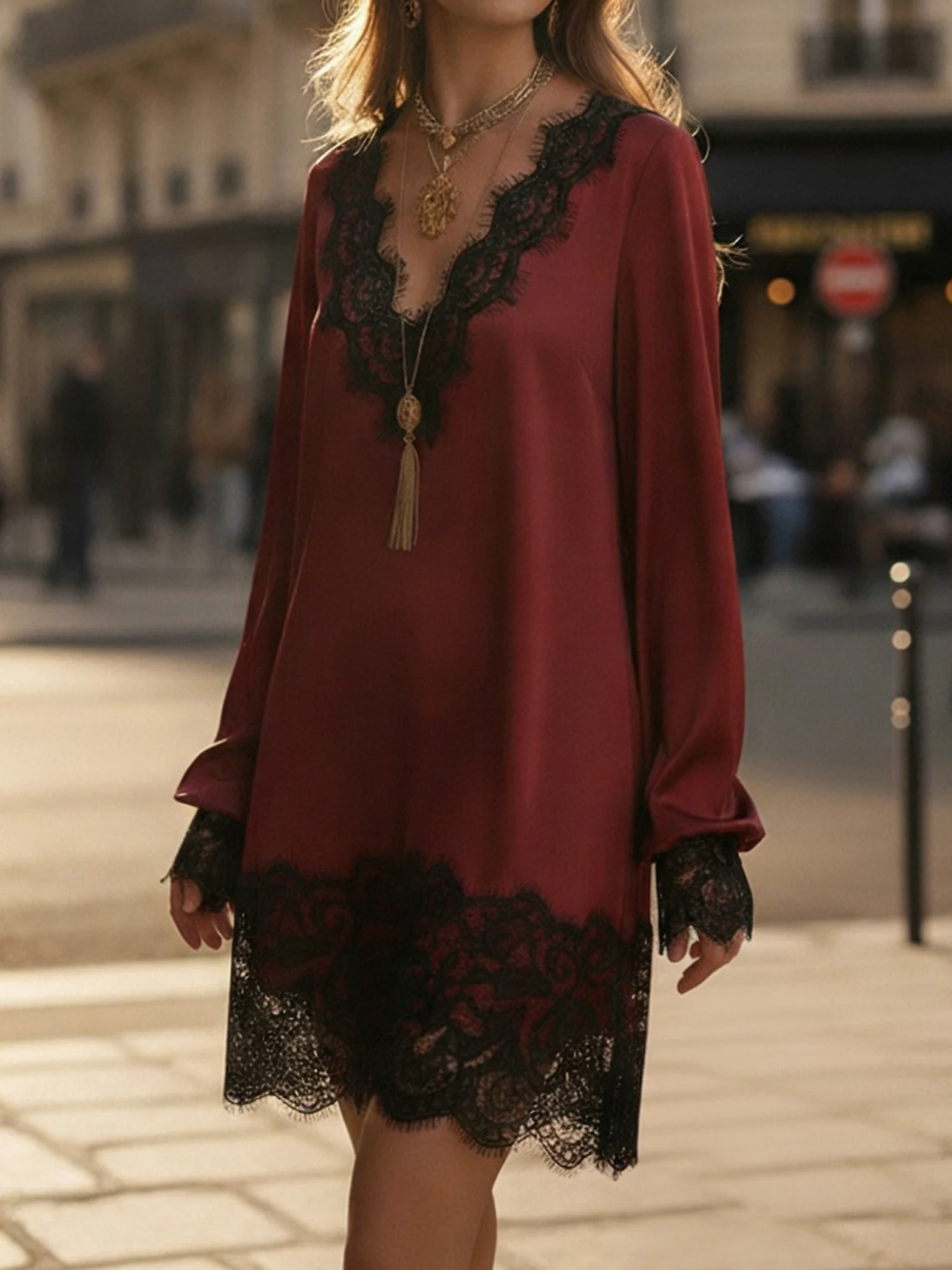 ชุดเดรสทรงเอปักลายดอกไม้สุดหรู แขนกระดิ่ง คอวี เหมาะสำหรับใส่ลำลองหรือโอกาสพิเศษ