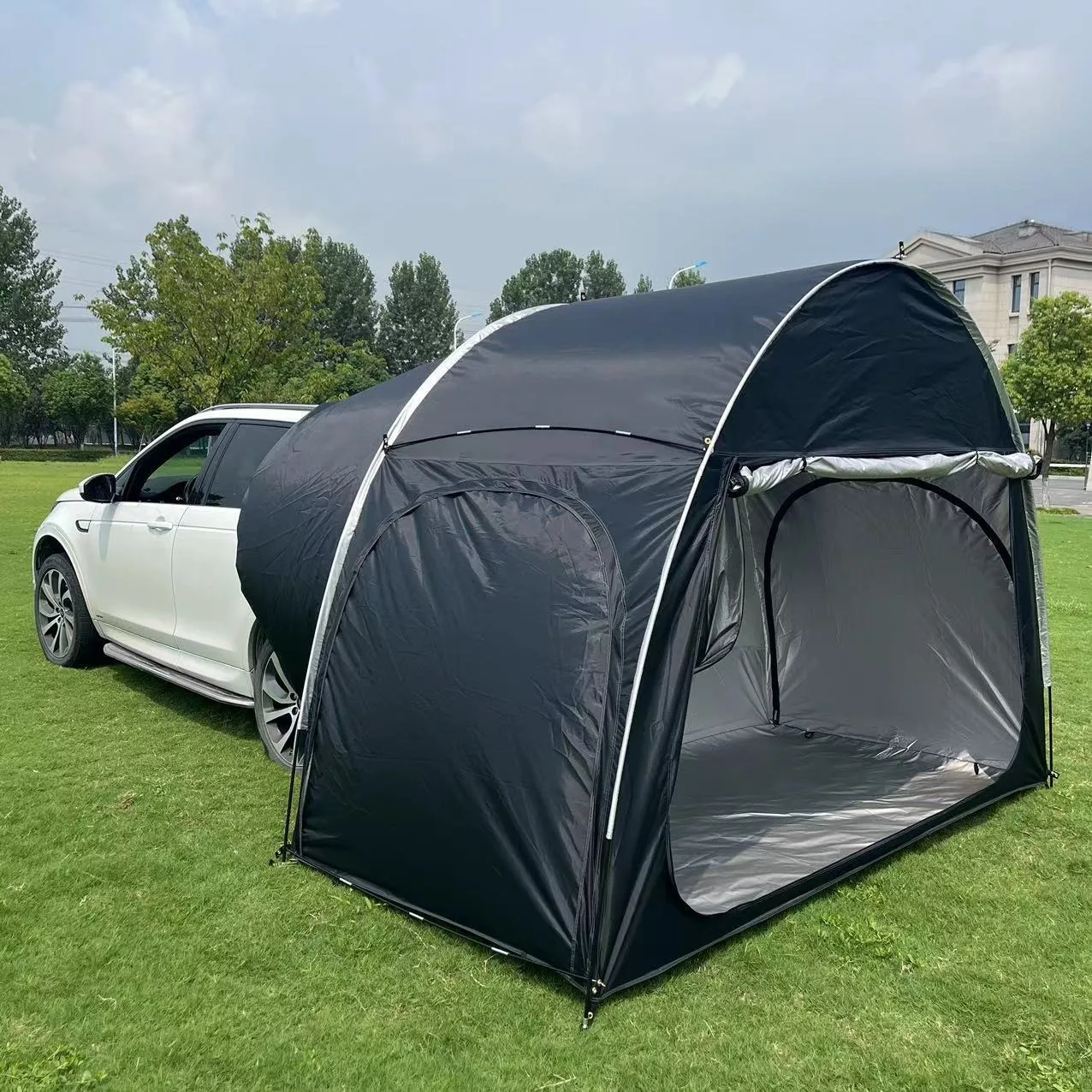 

Wide double door outdoor riding silver coated sun protection rain protection camping rear tent