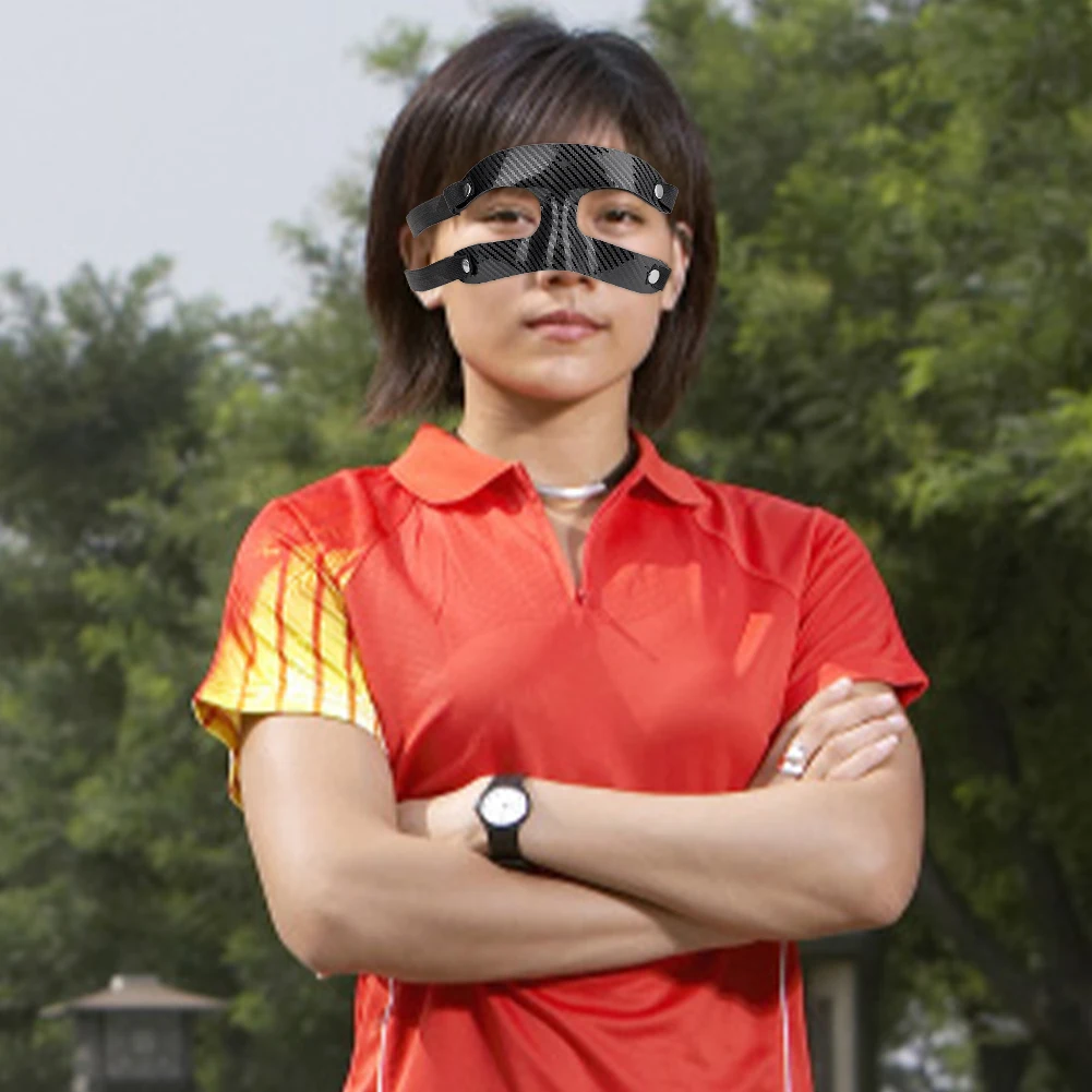 Half Face Sports Face Mask Shatterproof Basketball Nose Guard Protective Face Shield Adjustable for Softball Football Wrestling