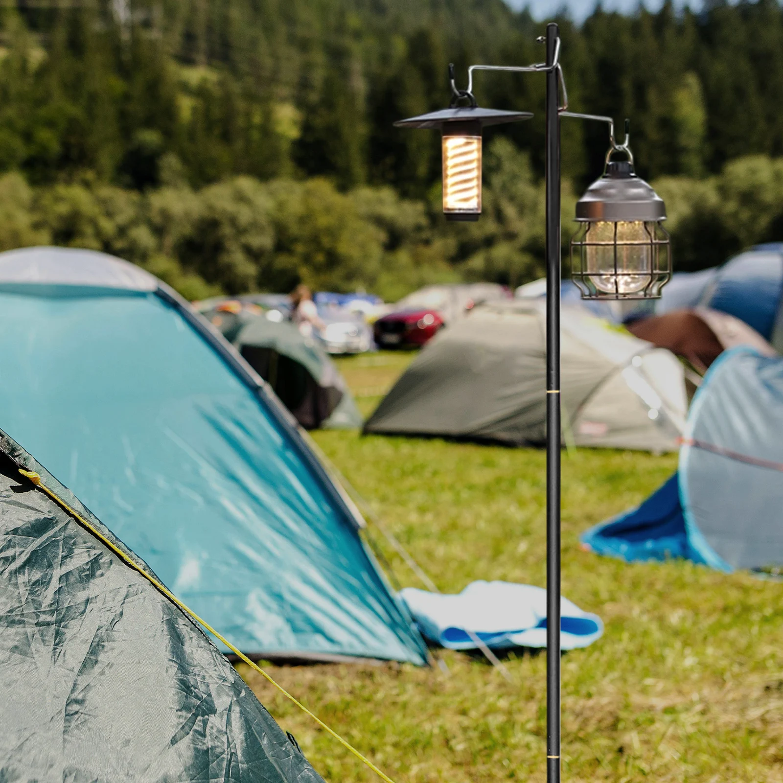 

1Set Portable Camping Lantern Stand Foldable Light Pole Outdoor Lamp Holder Aluminum Alloy Durable Use Lantern Stand