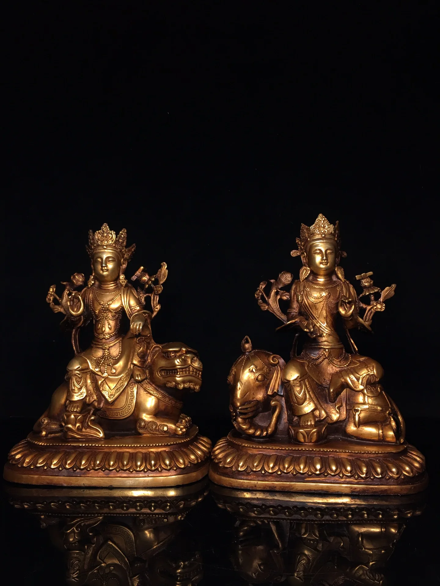 

10"Tibetan Temple Collection Old Bronze Gilded Cinnabar Manjusri Bodhisattva Samantabhadra Sitting Buddha Worship Hall