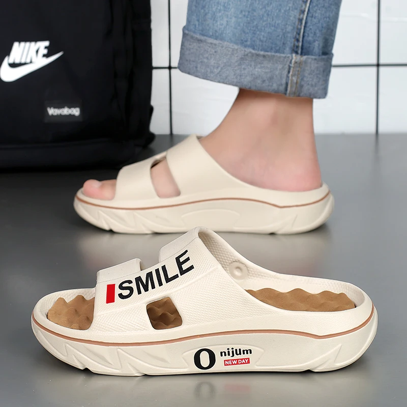 2025 New Men's Massage Slippers Indoor Outdoor Sandals Beach Comfortable Soft Slides Clogs Casual Shoes Men Women Home Slippers