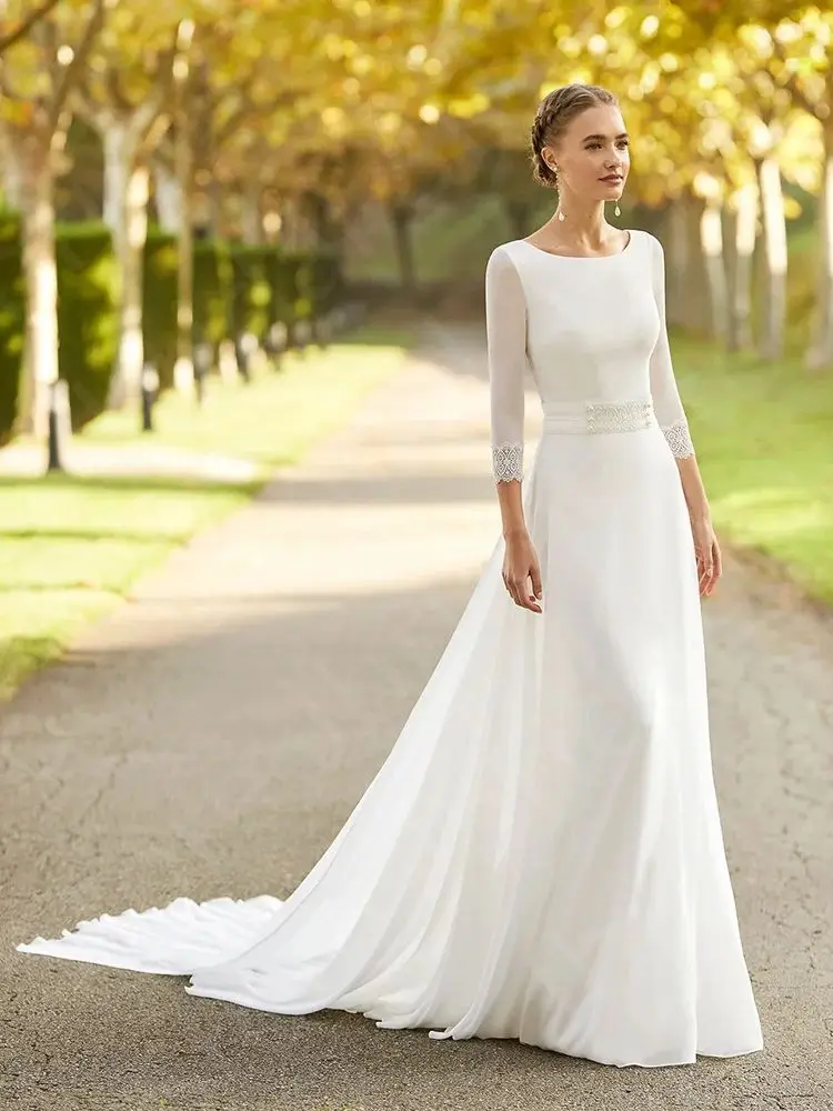 Affascinanti abiti da sposa bianchi sacri Abiti da sposa Boho Abito da sposa in pizzo da spiaggia 2024 Abiti da sposa con maniche a 3/4 personalizzati