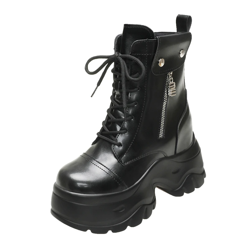 

2025 Новые женские ботинки, готическая женская обувь, дизайн с цепочкой и заклепками, короткие сапоги, модные женские рок-сапоги, женская обувь в стиле панк с металлическим декором