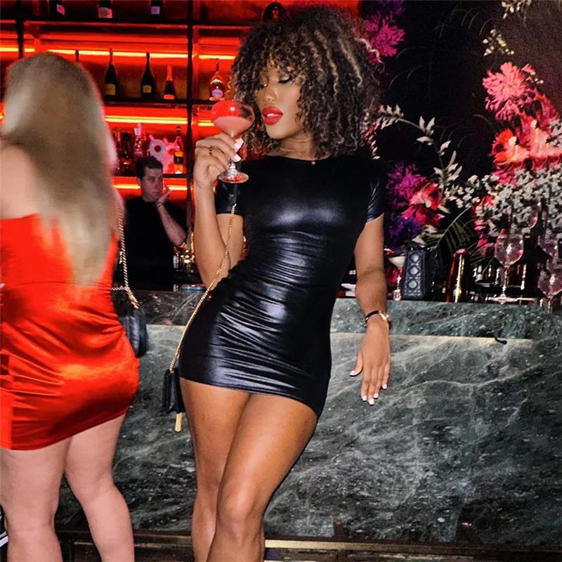 กระโปรงบอดี้คอนกันน้ำหรือกระโปรงสลิมมิ่งทรงเข้ารูปสไตล์ยุโรป ผ้าโพลีเอสเตอร์หรือกระโปรงแบบพันรอบตัวชิ้นเดียว สำหรับฤดูร้อน 2023