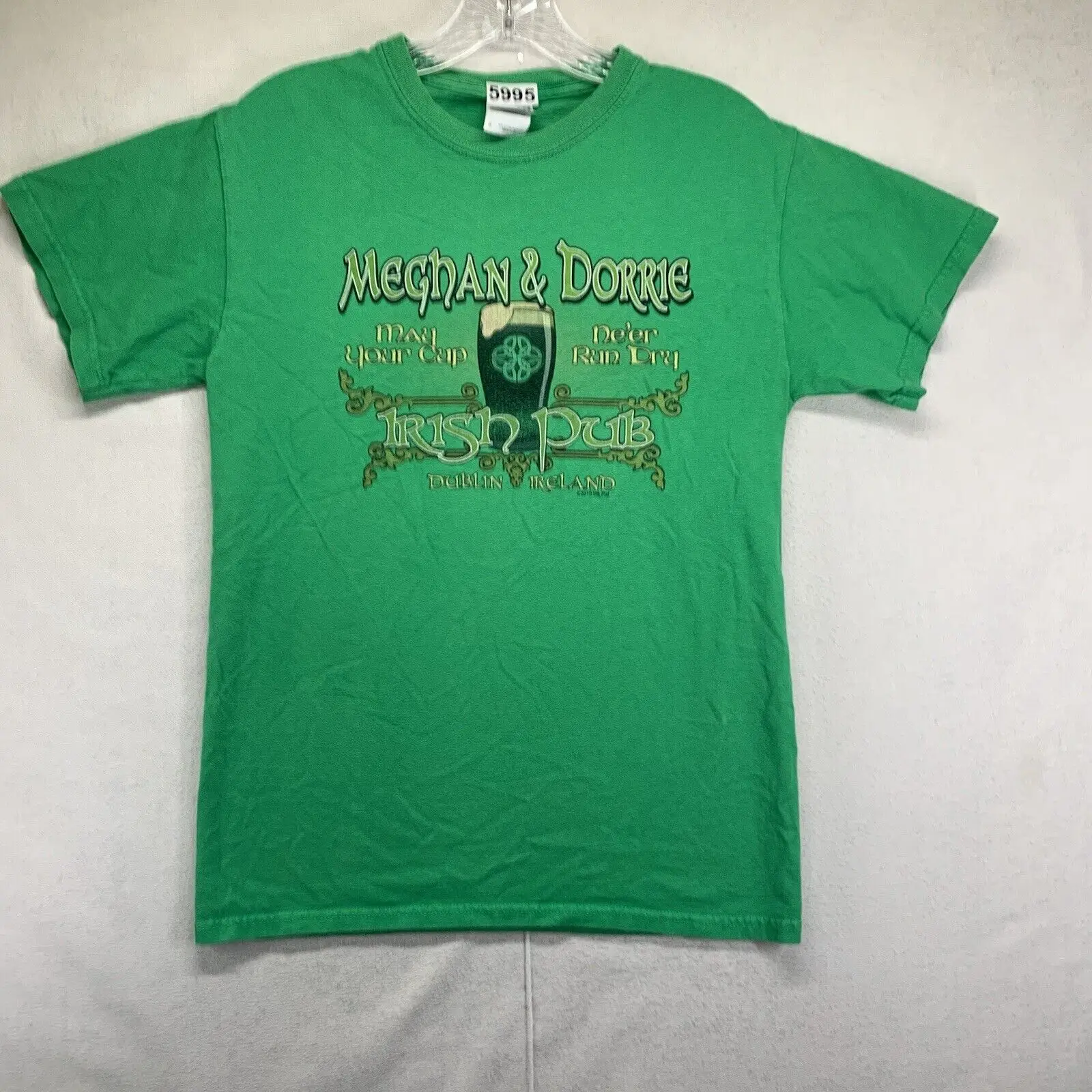 Meghan & Dorrie Irish Pub Green Ireland Shirt Mens Size Small Dublin Ireland