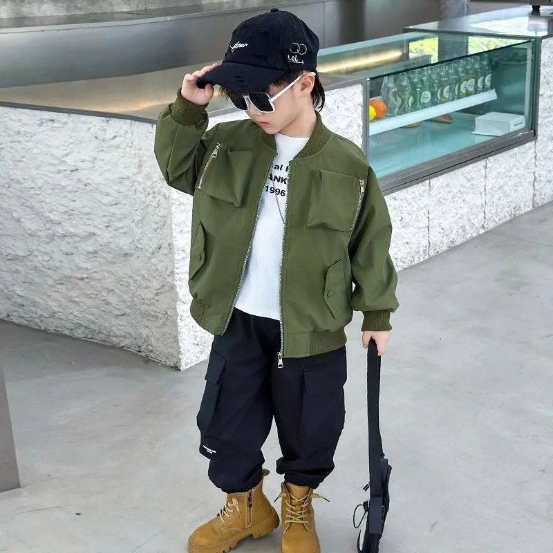 Chłopięca kurtka baseballowa 2025 Nowa jesienna kurtka Stylowa wiosenno-jesienna modna odzież wierzchnia dla maluchów