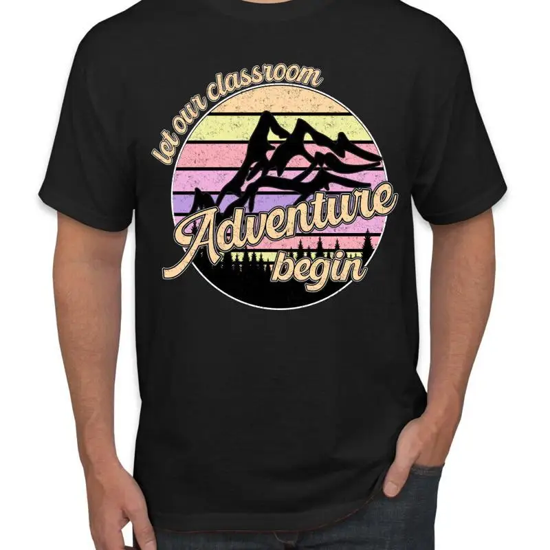 دع مغامرة الفصول الدراسية لدينا تبدأ تي شيرت رجالي بألوان فاتحة