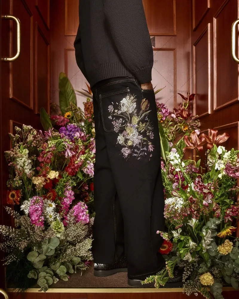 جينز فضفاض مطرز بالزهور هاراجوكو بتصميم عتيق لعام 2025 سراويل نسائية كورية Y2K سراويل مستقيمة واسعة الساق ملابس عتيقة