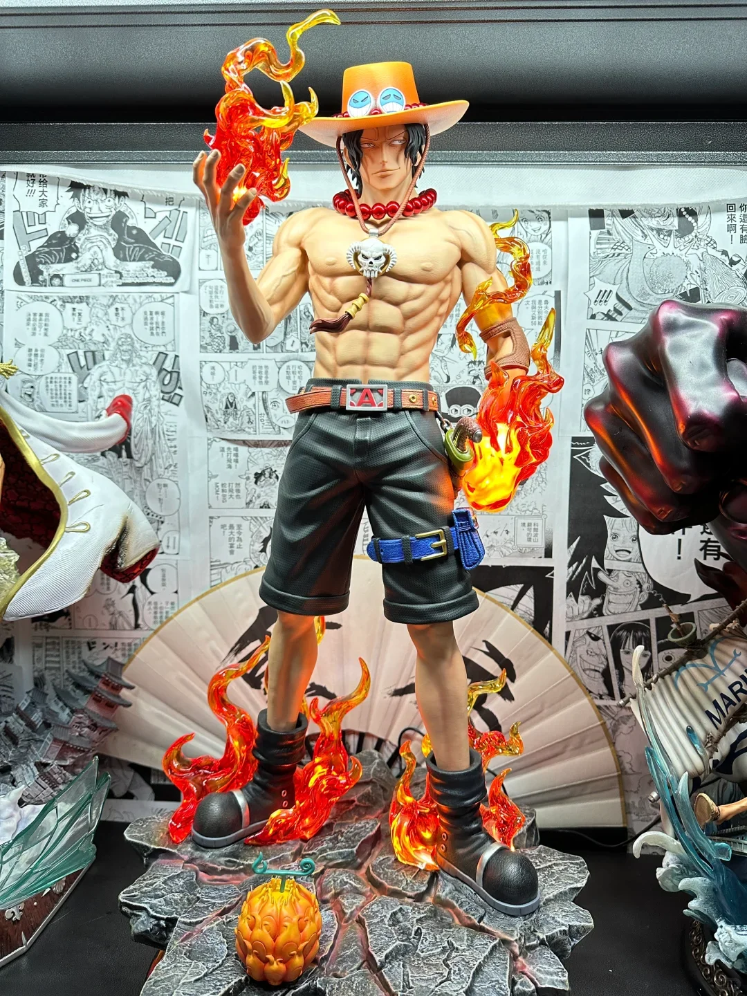 

25cm Handmade Fantasy Ace With Base Small Trendy Play Accessories Anime Handmade Pvc Jewelry Model Collection Toys Gifts