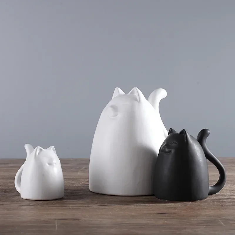 3pcs/set Black and White Ceramic Cats Figurine Animal Statue Ornaments European Modern Craft Home Decor Kitten Office Decoration