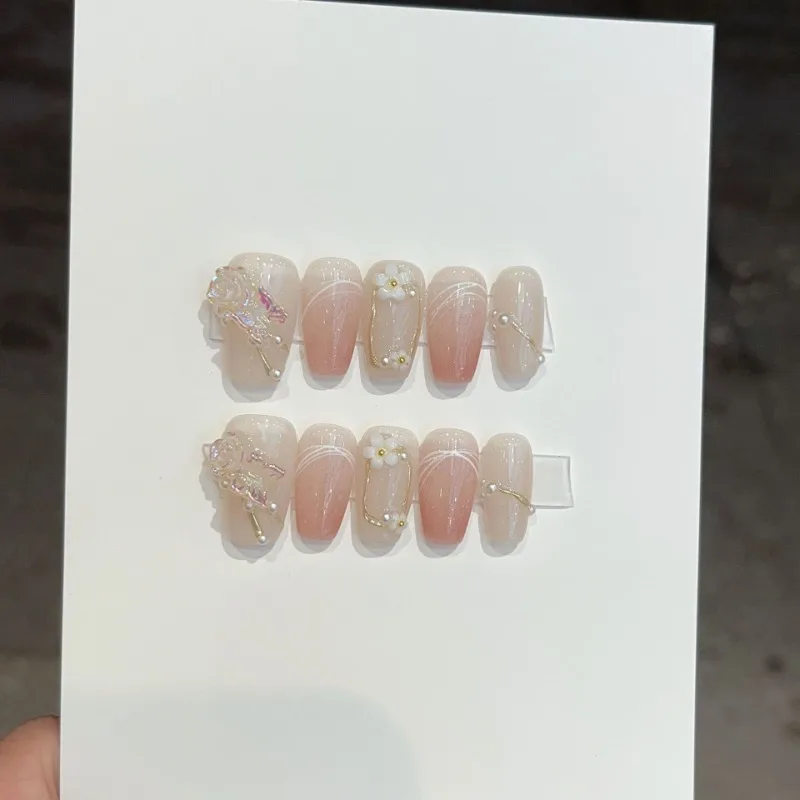 أظافر صناعية صناعية مصنوعة يدويًا متدرجة متوسطة قصيرة من الأكريليك اضغط على الأظافر أطراف أظافر كورية مربعة صيفية مع صندوق وأدوات
