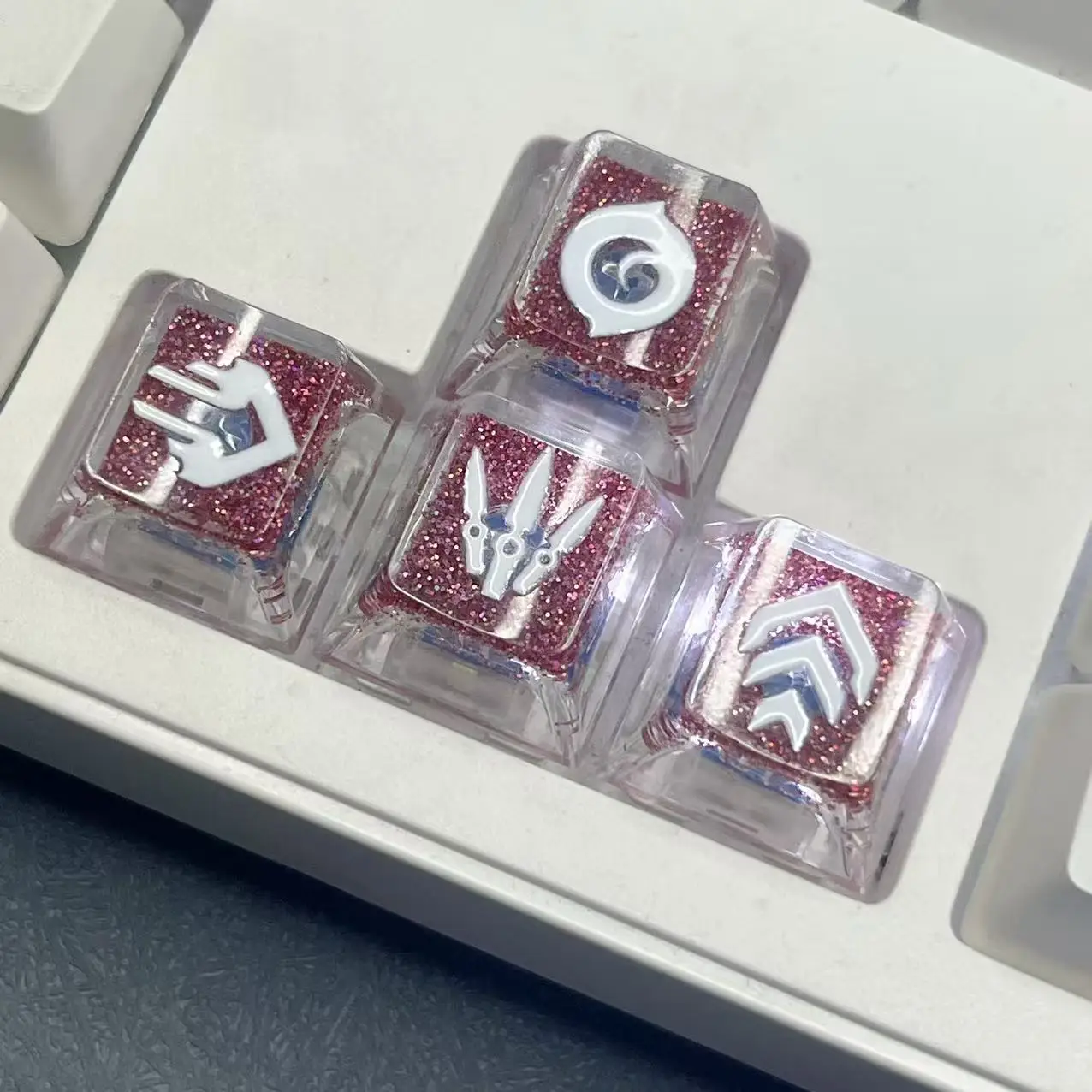 4PCS Cartoon Anime Red Transparent Creative Personalized Game Mechanical Keyboard Red Transparent Directional Keyboard Keycaps