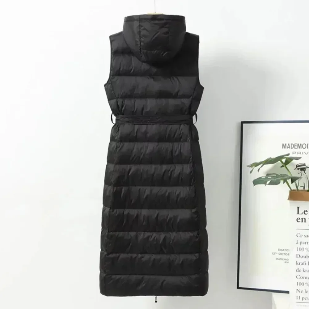 2025년 신상 가을 겨울 따뜻한 경량 오리털 패딩 민소매 롱 후드 다운 조끼 여성 슬림 웨이스트밴드 코트