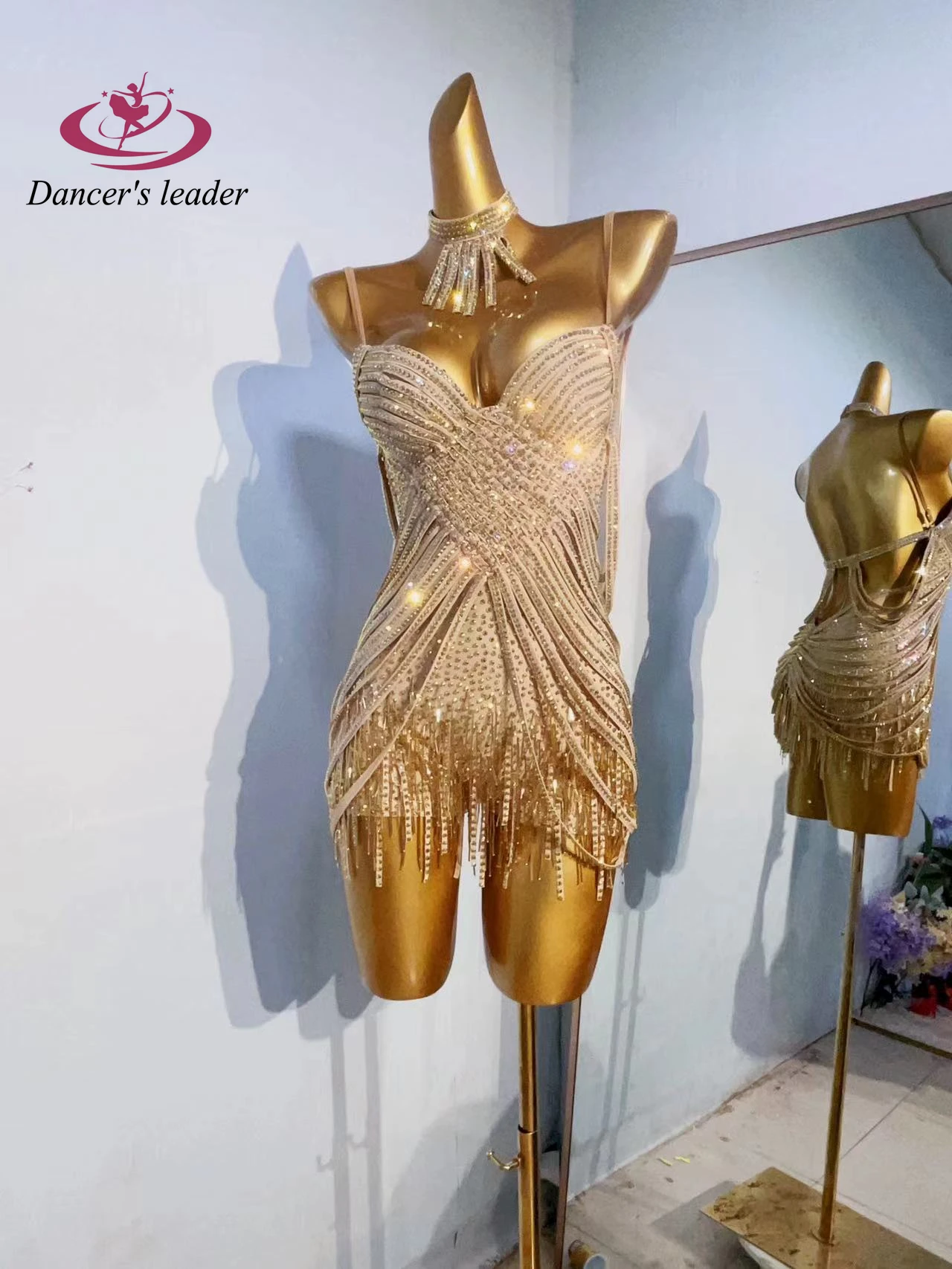 Latin Dance Stage Women's High-end Customized Line Splicing Creative Slimming Samba Rhinestone Art Performance Clothing Dress