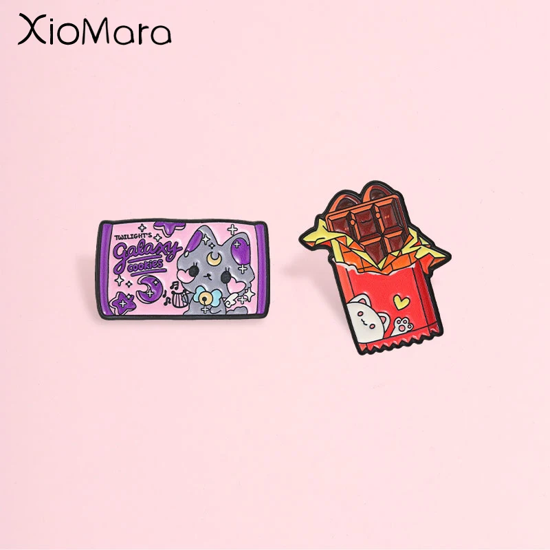 Cute Cartoon Snack Cat Enamel Pin, Creative Cookie and Chocolate Pack Badge, Fashion Accessory, Gift for Cat and Snack Lovers