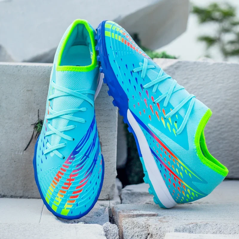 New Men Soccer Shoes Professional Comfortable Futsal Grass High Quality Training Sport Match Football Boots Ultralight