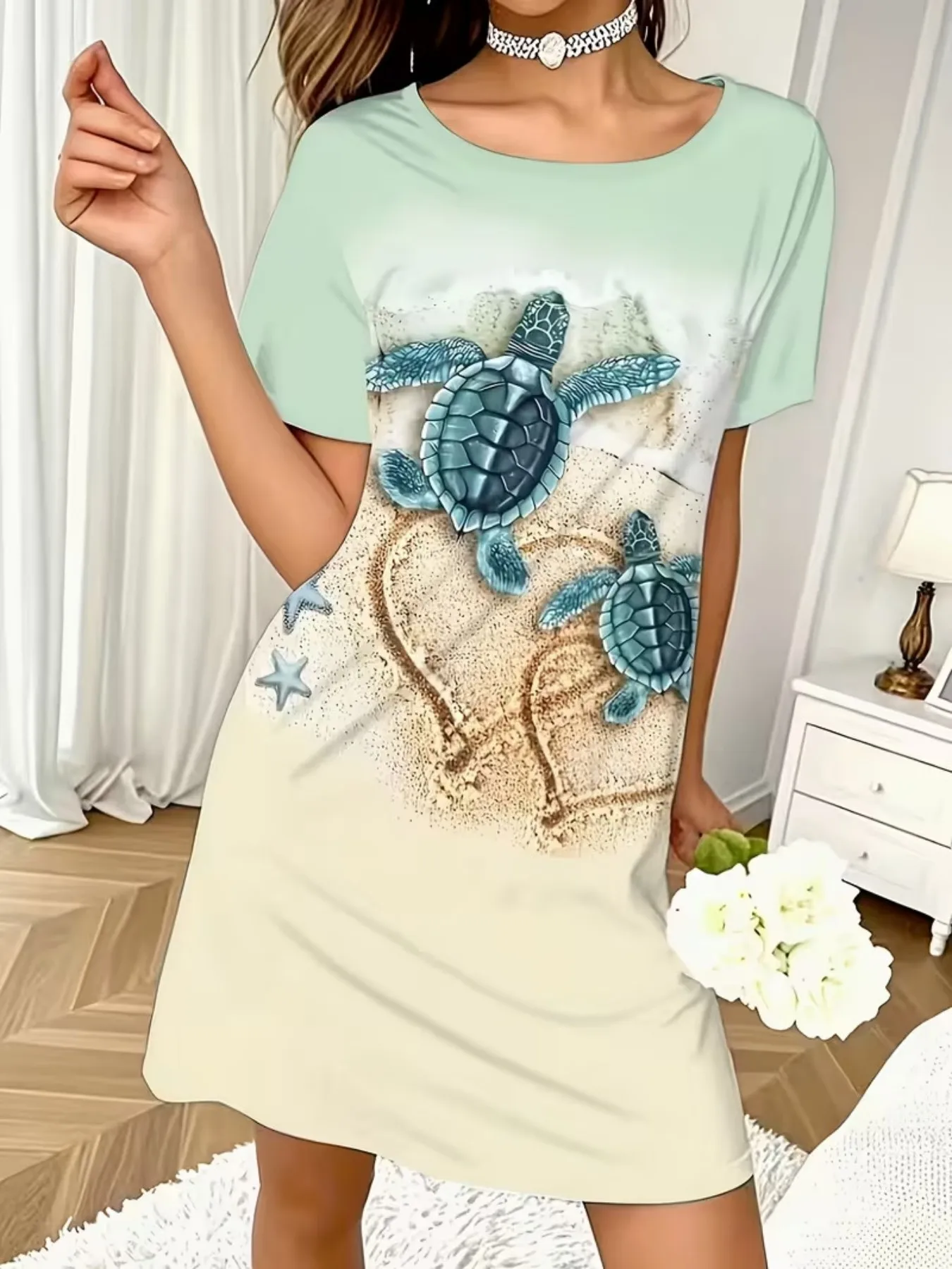 Beach-Themed Large and Small Turtles, Beach Heart, Sand Pattern, Starfish Design, Women's Round Neck Short-Sleeve Home Sleep Dress