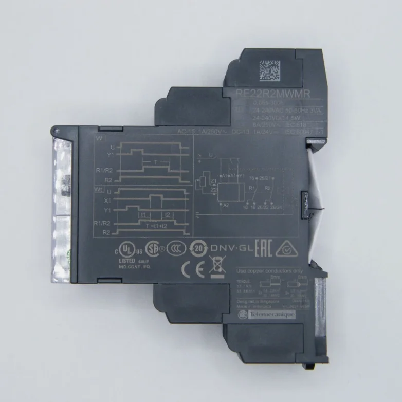 RE7PD13BU is replaced by : RE22R2MWMR Interval Timing Relay - 0.05s…300h - 24…240V AC/DC - 2C/O