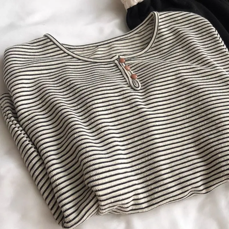 Retro Chic Striped …