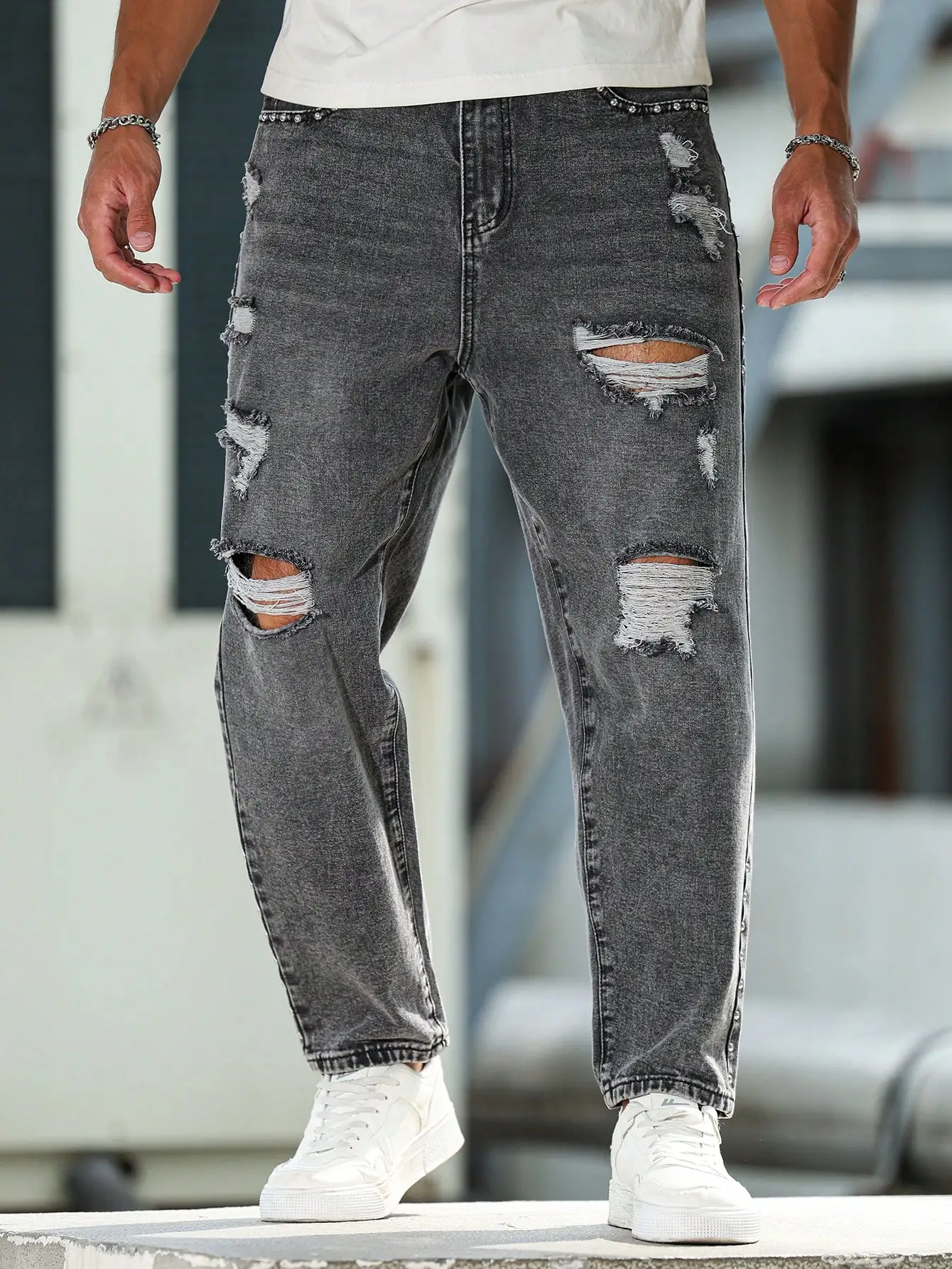 

Поп-мужские модные черные - серые рваные джинсы, свободные повседневные брюки-шаровары с индивидуальным украшением из заклепок