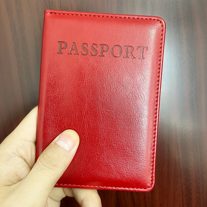 Evrensel Renk Seyahat Pasaport Kapakları PU Deri Pasaport Cüzdan Erkek Kadın Belgeleri Kart Tutucu Kılıf