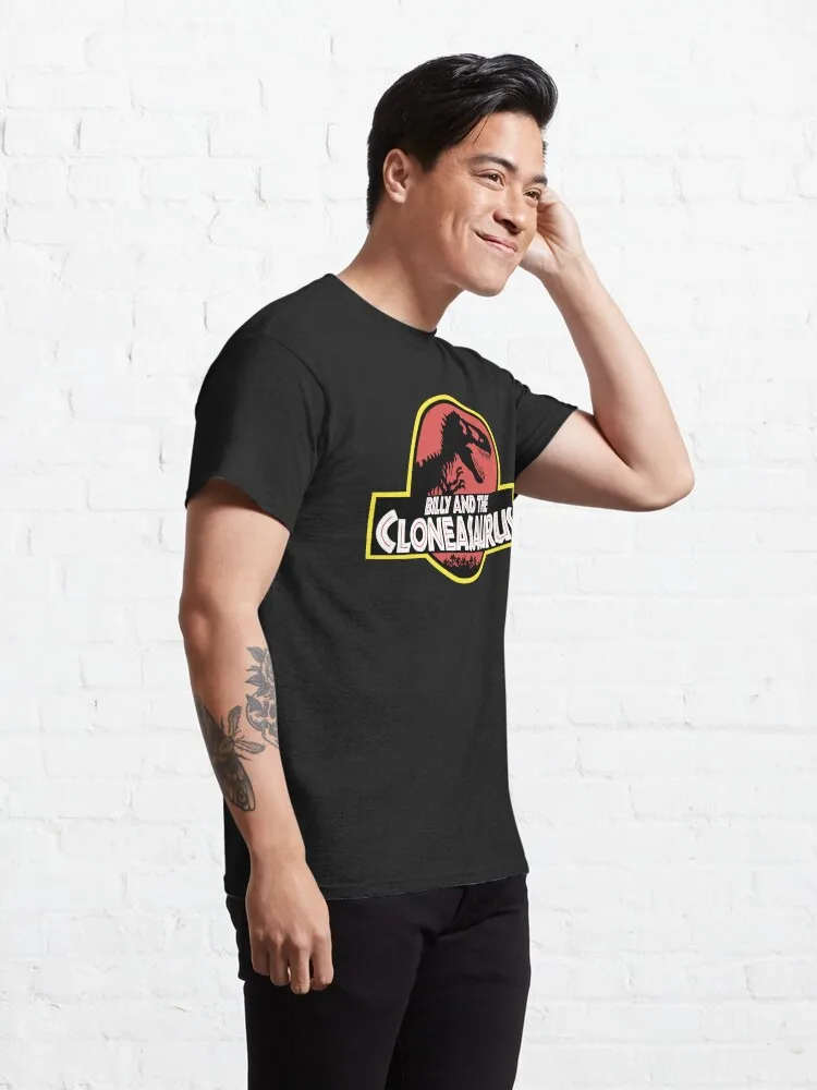 Celeand le Cloneasaurus T-Shirt classique