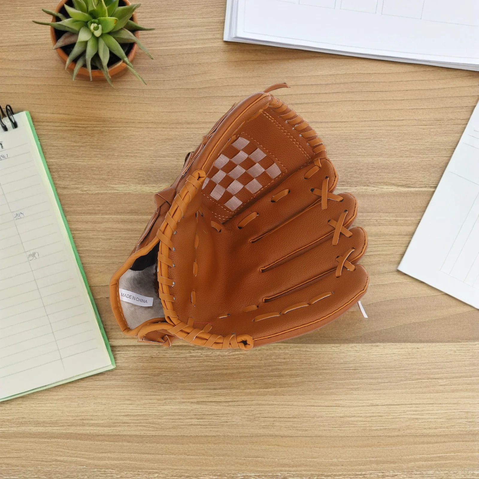 1Pcs 10.5 Inch Thicken Infield Pitcher Baseball Gloves Softball Sports Training Durable Flexible PU PVC Beginner Friendly Yellow