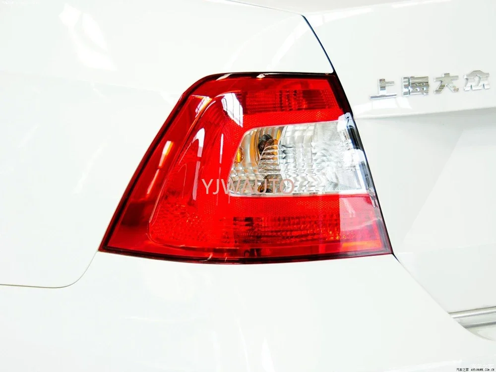 For Skoda Rapid 2013 2014 2015 2016 2017 Tail Light Car Taillight Assembly Auto Rear Back Lamp Brake Light Turn Signal Fog Lamp