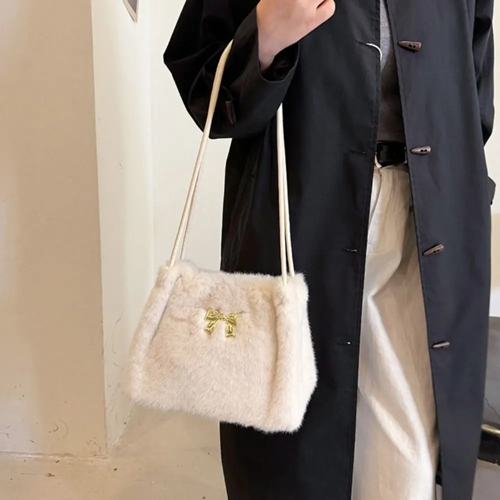 Cream Color Plush Bow Shoulder Bag Large Capacity Korean Style Vacation Tote Bag Solid Color Office Worker Tote Shoulder Bag