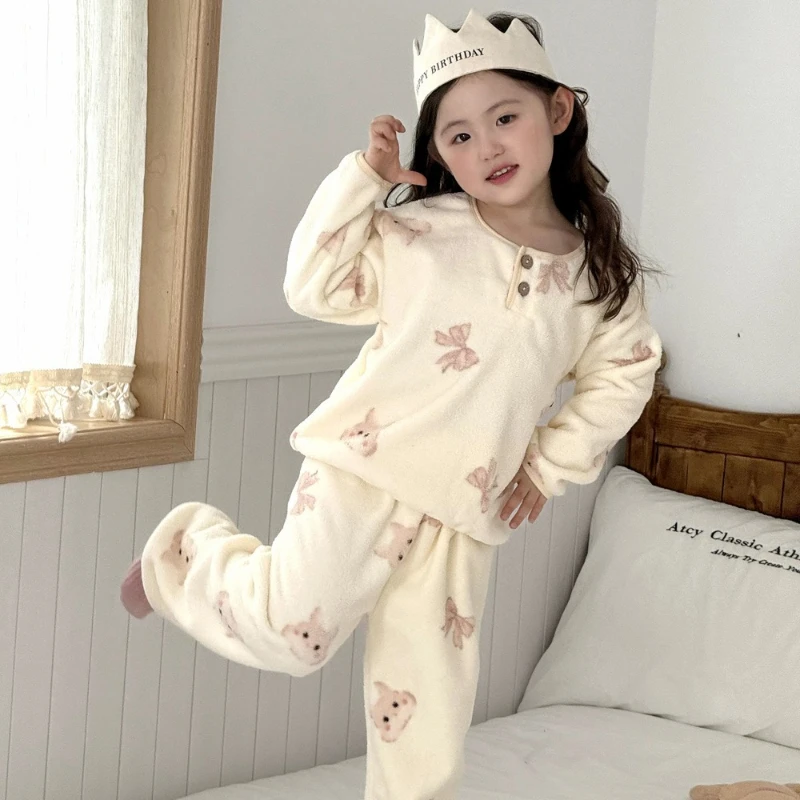 

2025 Kids Flannel Pajama Set, Plush Coral Fleece Loungewear for Boys & Girls Winter Sleepwear
