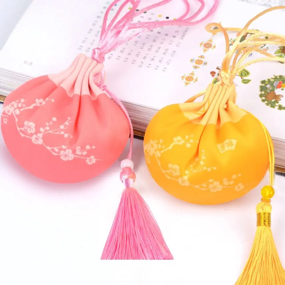 

Bag Hanfu Decoration Small Purse Plum Blossom Drawstring Bundle Pocket Han Cloth Pocket Jewelry Storage Bag Chinese Style Pouch