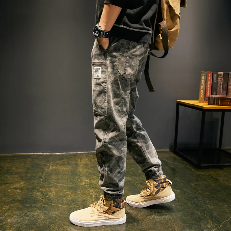 Men's Loose Fitting Small Legged American Workwear Camouflage Fashion and Western-style Patchwork Harem Ankle Pants