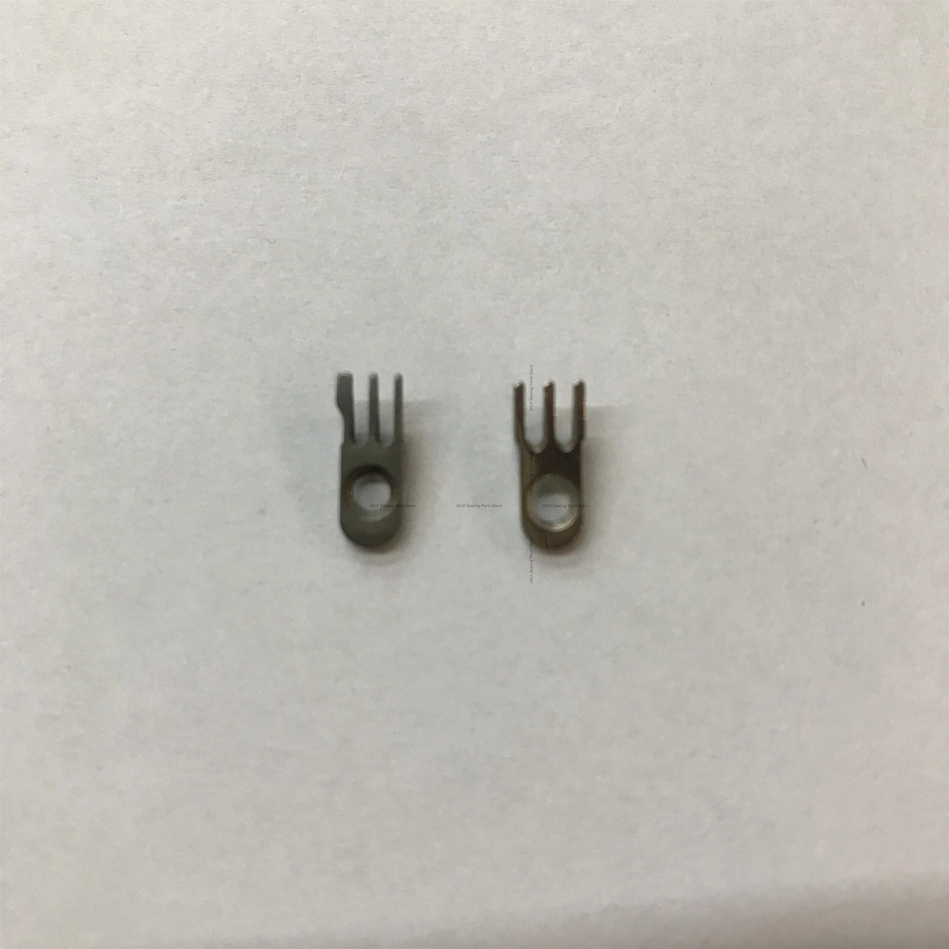 1PCS 452 460 Small Needle Plate Imported Small Tongue for Yamato Shingrui Pegasus Four-Needle Six-Thread Sewing Machine