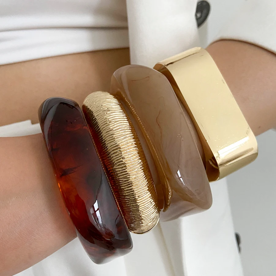 Ingemark 2025, trendige Stapel-Harz-Armreifen für Damen und Herren, Hip-Hop, unregelmäßige klobige Manschettenarmbänder, Charm-Accessoires, Schmuck