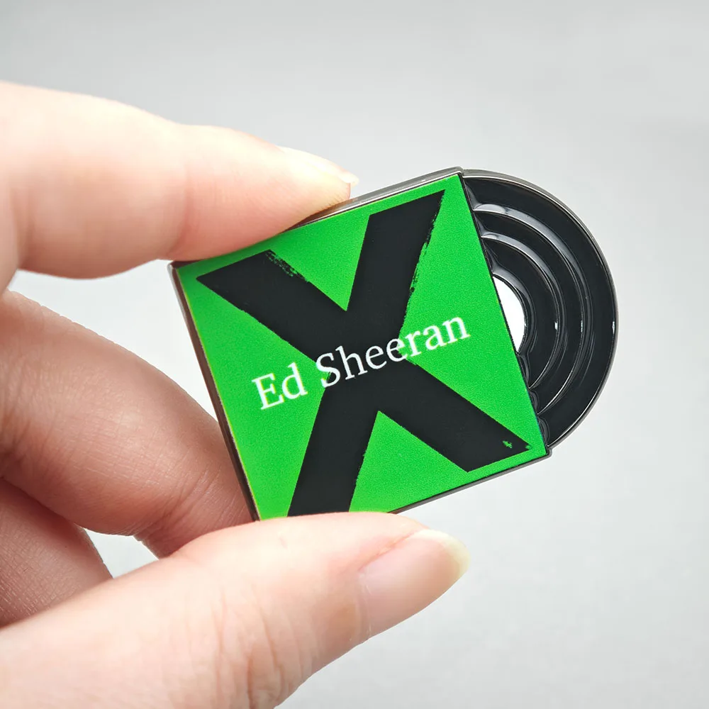 Ed Sheeran X Album Brosche Multiply Green Pop-Musik-Star-Fan-Anstecknadel Vinyl-Schallplatten-Abzeichen Britischer Sänger Schmuck Geschenk für Fans – Detail 7