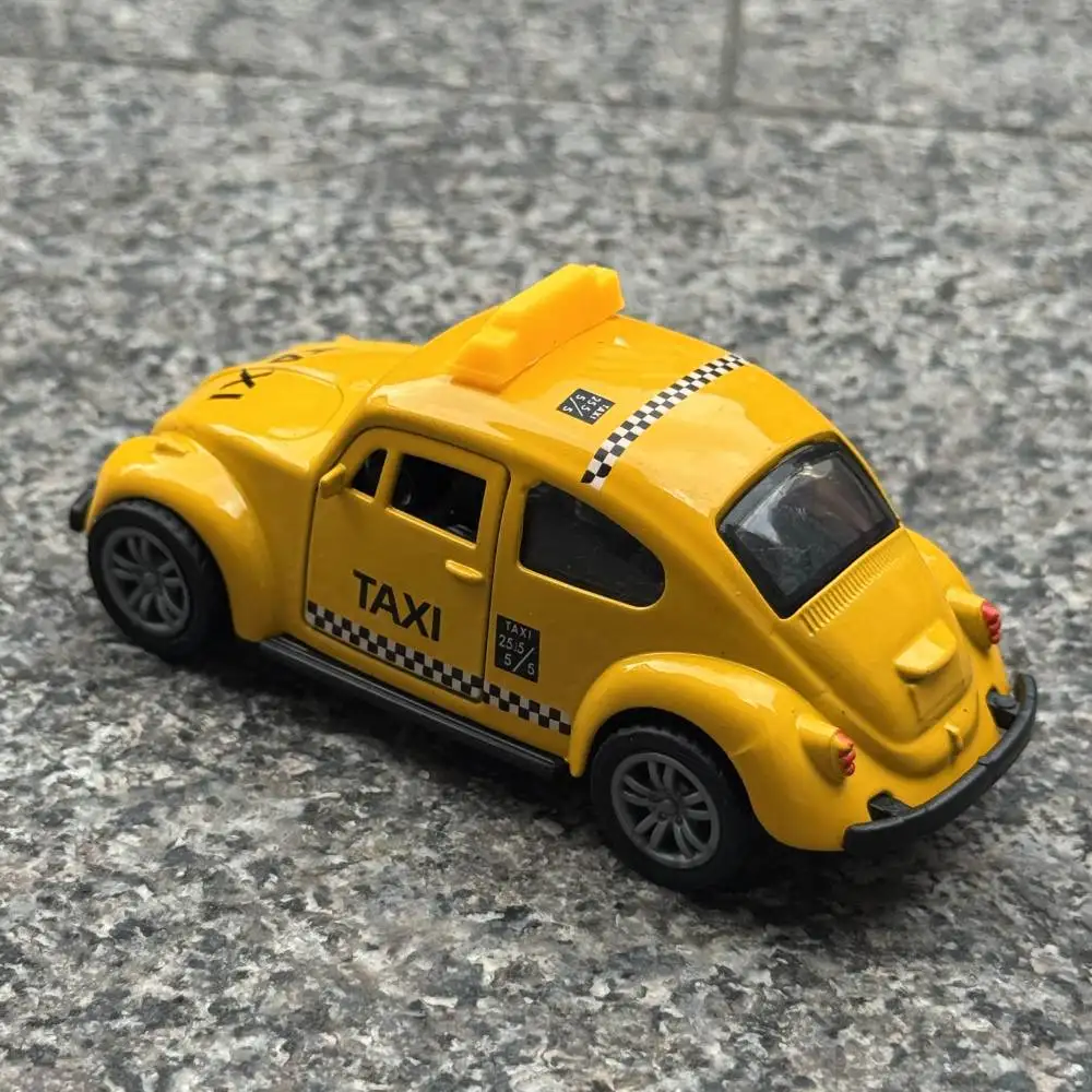 Modelo de coche de Taxi de aleación 1/43, Mini simulación extraíble, escarabajo fundido a presión, vehículos clásicos, modelo para niño, juguete de colección, adorno de coche
