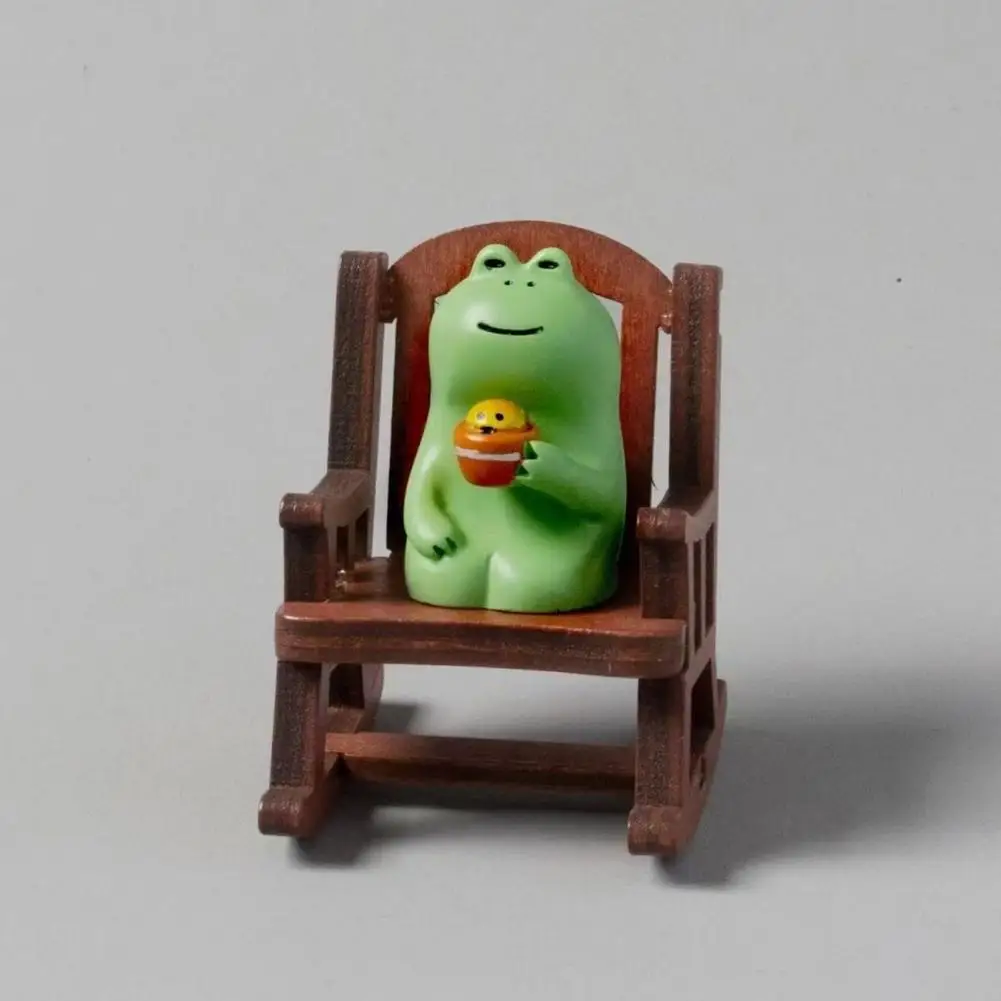Resin Ornament Resin Project Mini Frog Figurine Resin Sculpture with Chair Small Healing Frog Ornament for Car Home Office