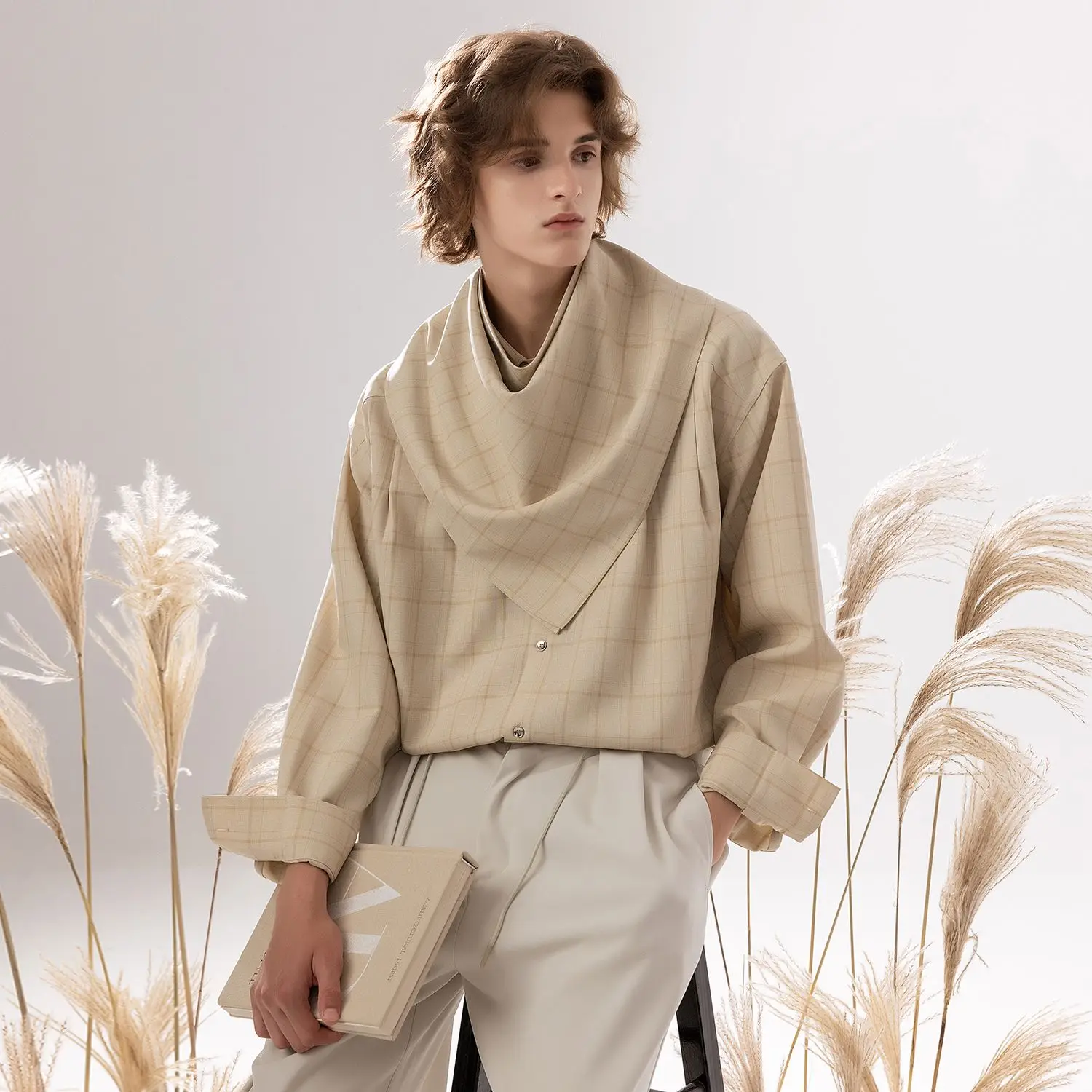 

Scarf Detachable Plaid Long-Sleeved Shirt With Unique Design For Men Women In Autumn New High-Grade Shirt