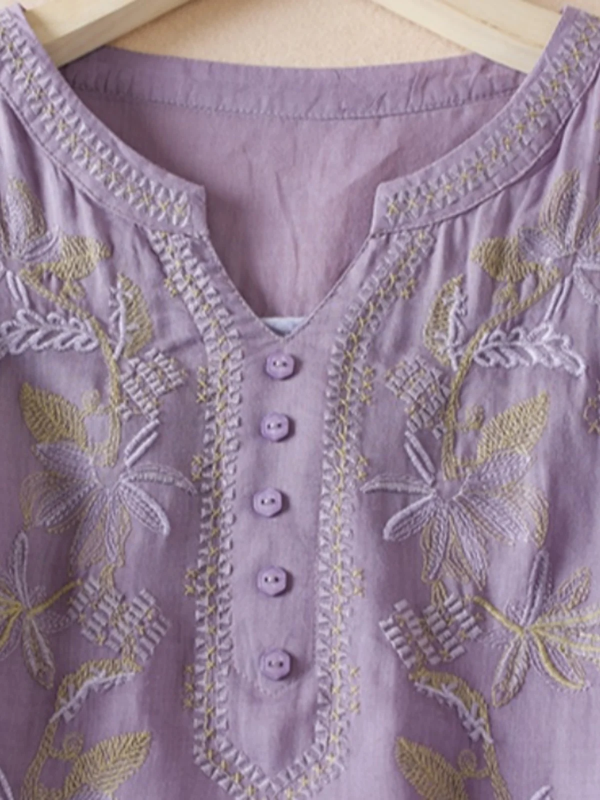 레트로 예술적 코튼 린넨 자수 루즈 캐주얼 탑 얇은 브이넥 통기성 여성 여름 패션