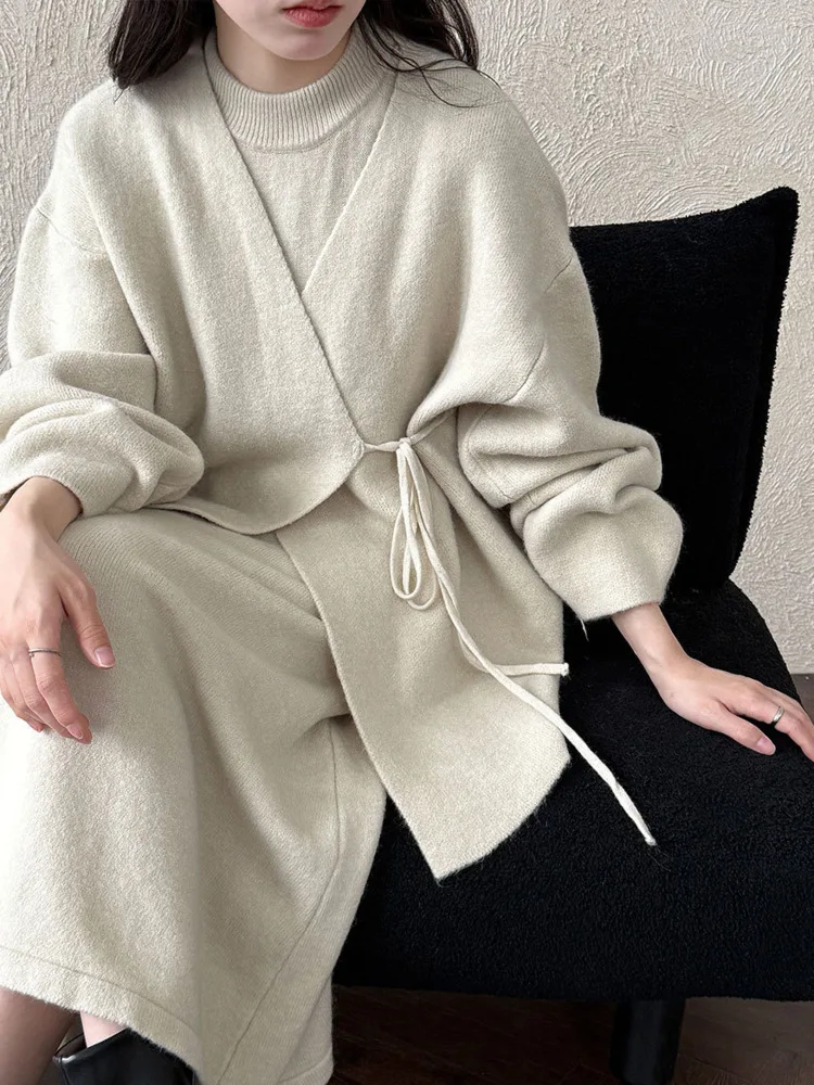 WHTREND estilo francés elegante vestido largo de punto sin mangas + cárdigan medio de estilo elegante conjunto de dos piezas para mujer WH1871