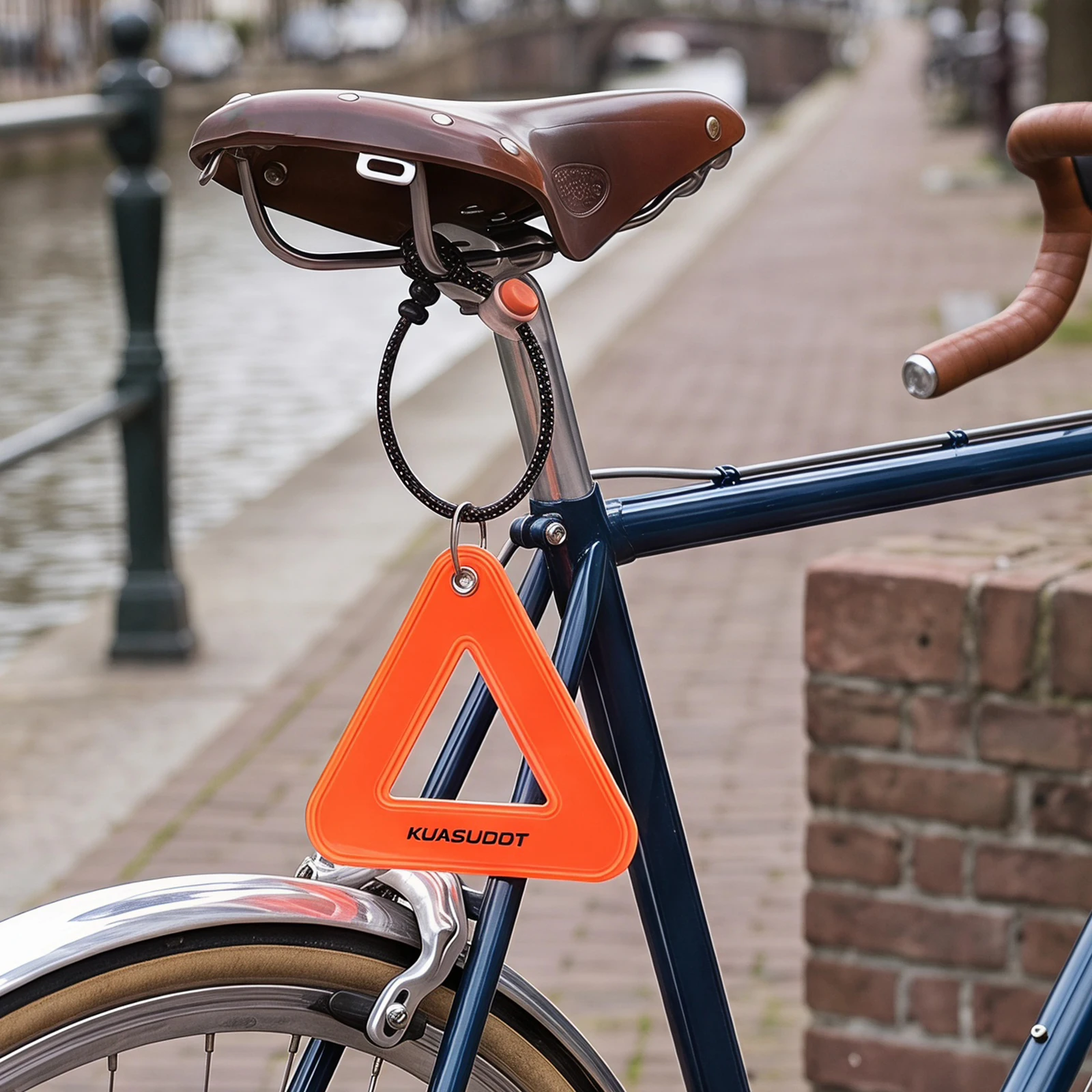 Triangle Reflective Bicycle Rear Pendants Double Sided Bike Saddle Reflective Triangle Sign for Night Running Hiking Camping
