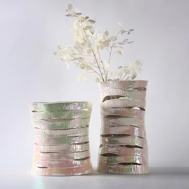 Modern simple strip openwork metallic ceramic vase ornament